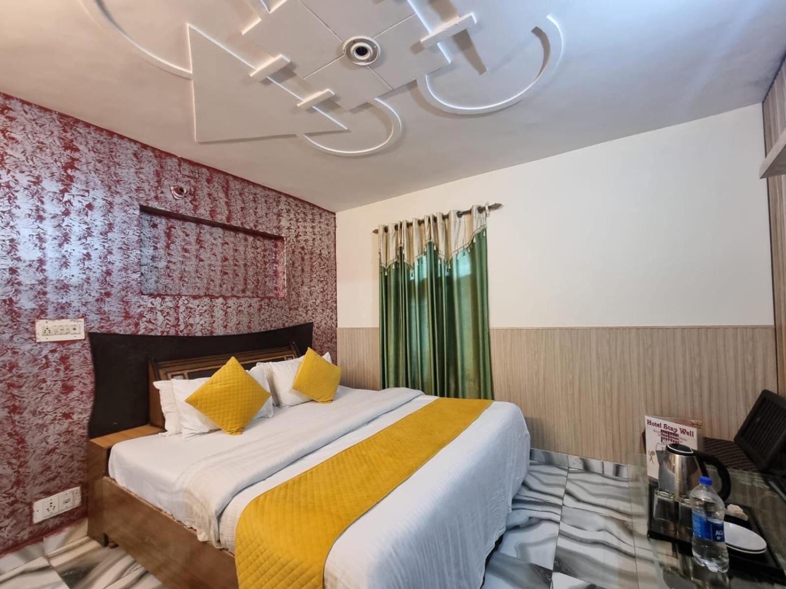 Hotel Stay Well Banikhet Luaran gambar