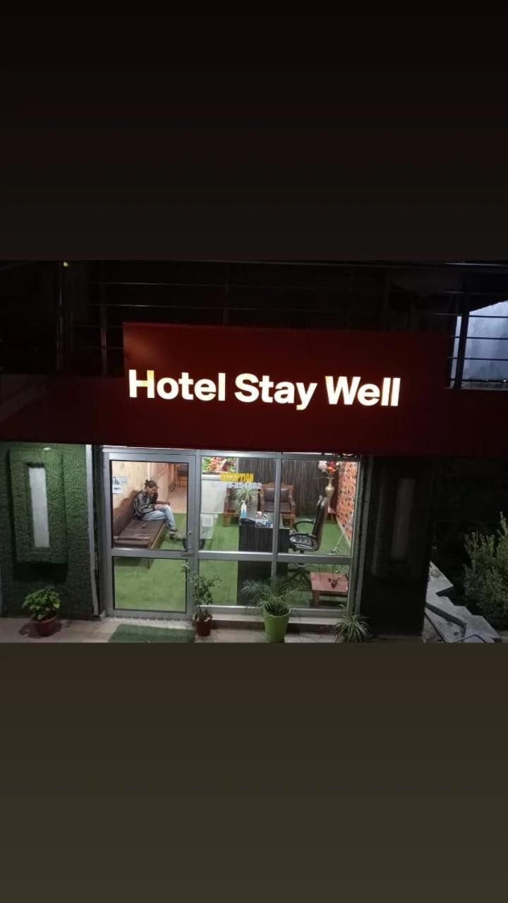 Hotel Stay Well Banikhet Luaran gambar
